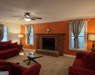 1174 Arbor Hill Road - Photo Thumbnail 3