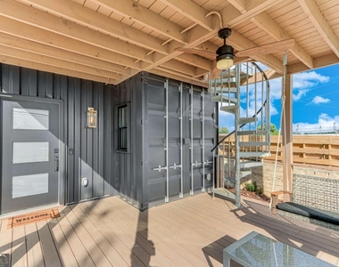 773 Bradford Street - Photo Thumbnail 3