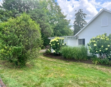 1531 Larger Cross Rd - Photo Thumbnail 3