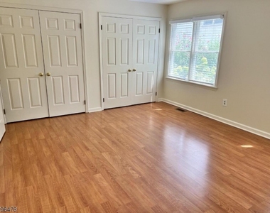 1531 Larger Cross Rd - Photo Thumbnail 9