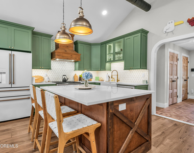 2411 Fairview Drive - Photo Thumbnail 7