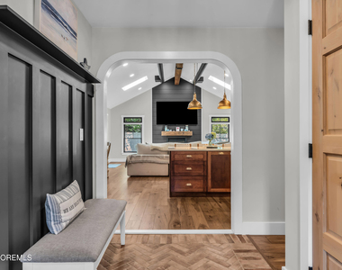 2411 Fairview Drive - Photo Thumbnail 4