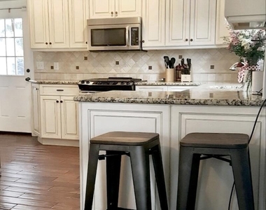 625 Brooklyn Boulevard - Photo Thumbnail 2