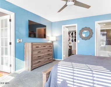 334 Mayfair Place - Photo Thumbnail 4