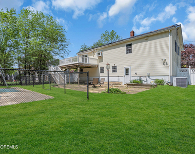 12 Windsor Road - Photo Thumbnail 19