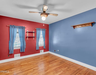12 Windsor Road - Photo Thumbnail 7