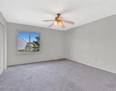 7 Creek Road - Photo Thumbnail 19