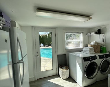 330 Highland Avenue - Photo Thumbnail 19