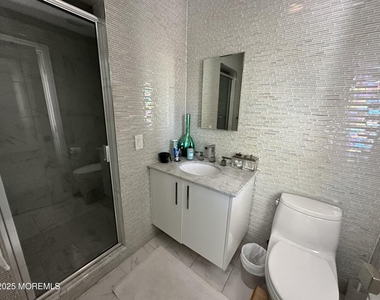 330 Highland Avenue - Photo Thumbnail 17