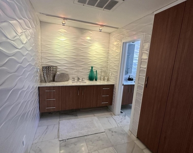 330 Highland Avenue - Photo Thumbnail 10