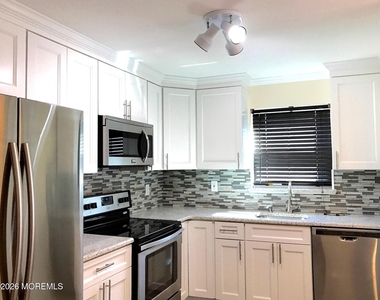 65 Cedar Avenue - Photo Thumbnail 4