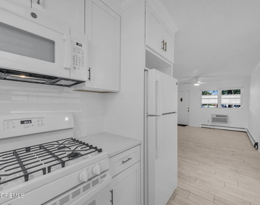 455 Ocean Boulevard - Photo Thumbnail 7