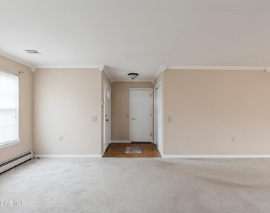 43 Stockport Drive - Photo Thumbnail 1