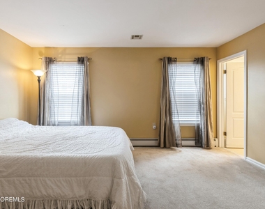 43 Stockport Drive - Photo Thumbnail 15