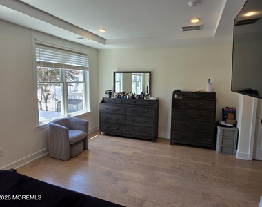 156 W Front Street - Photo Thumbnail 19