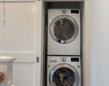 410 Lake Avenue - Photo Thumbnail 12
