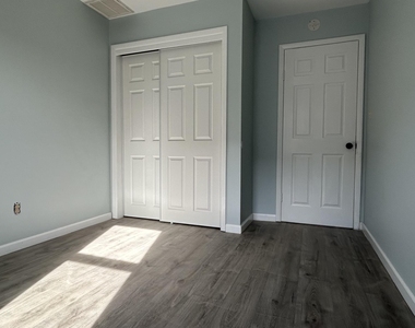 58 Kearney Avenue - Photo Thumbnail 12