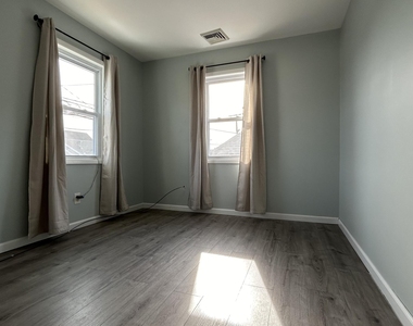 58 Kearney Avenue - Photo Thumbnail 11