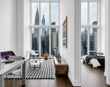 East 44th Street - Photo Thumbnail 1