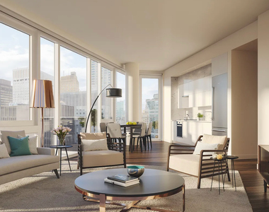 East 44th Street - Photo Thumbnail 14