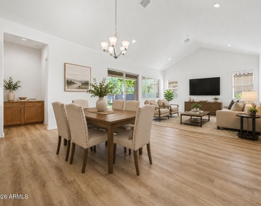 20523 W Rosewood Lane - Photo Thumbnail 3