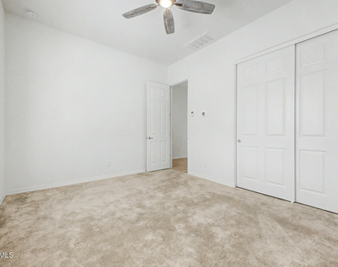 20523 W Rosewood Lane - Photo Thumbnail 26
