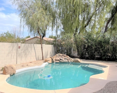 21192 E Saddle Way - Photo Thumbnail 19