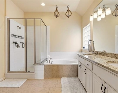 2512 Bill Moses Parkway - Photo Thumbnail 14