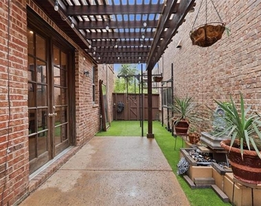 2512 Bill Moses Parkway - Photo Thumbnail 20