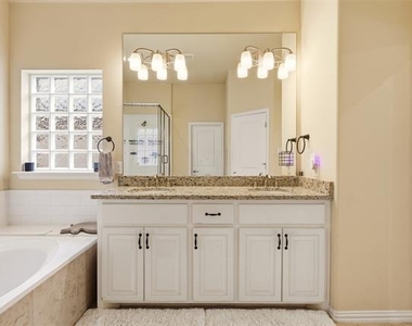 2512 Bill Moses Parkway - Photo Thumbnail 15
