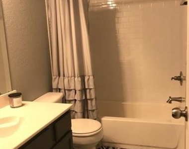 3305 Rustic Meadow Trail - Photo Thumbnail 9