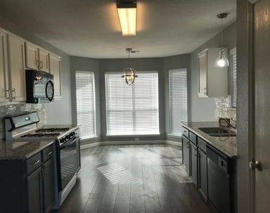 3305 Rustic Meadow Trail - Photo Thumbnail 5