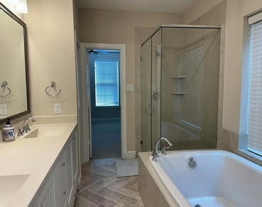 5964 Morning Star Place - Photo Thumbnail 2