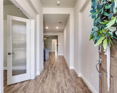 3725 Holley Ridge Way - Photo Thumbnail 2