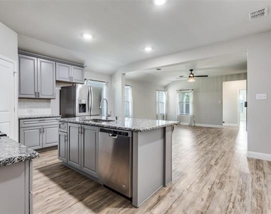 3725 Holley Ridge Way - Photo Thumbnail 7