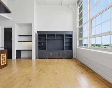 2600 W 7 Th Street - Photo Thumbnail 7