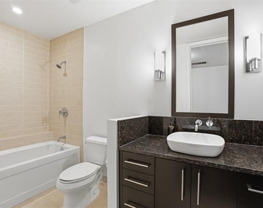 2600 W 7 Th Street - Photo Thumbnail 12