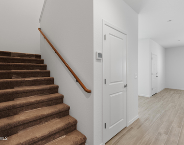 15636 N 29th Street - Photo Thumbnail 12