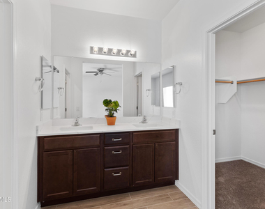 15636 N 29th Street - Photo Thumbnail 16