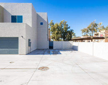 15636 N 29th Street - Photo Thumbnail 24