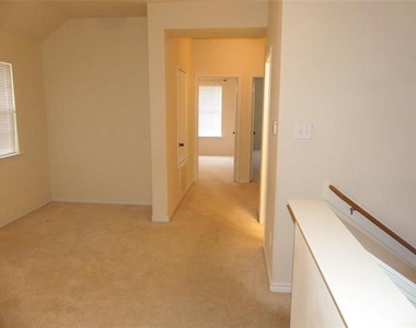 6200 Texana Way - Photo Thumbnail 7