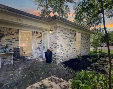 7002 Lincoln Drive - Photo Thumbnail 2