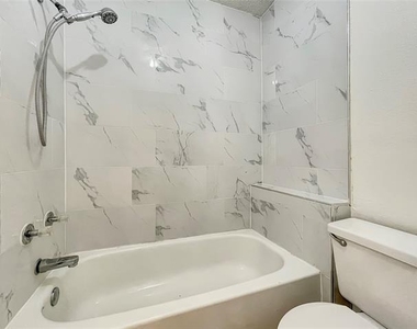 7002 Lincoln Drive - Photo Thumbnail 13