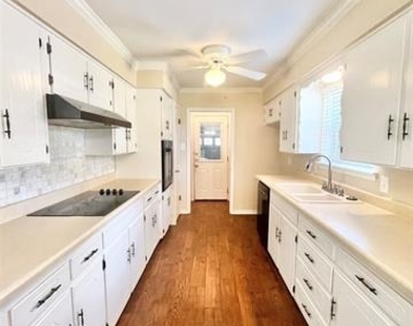 1703 Pecan Park Drive - Photo Thumbnail 4