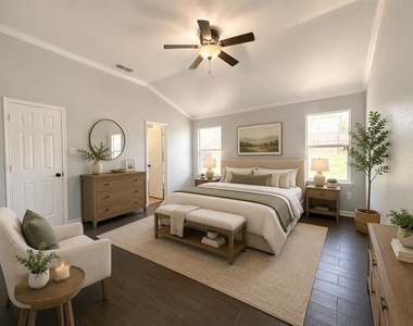 813 Essex Drive - Photo Thumbnail 5