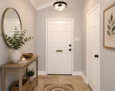813 Essex Drive - Photo Thumbnail 1