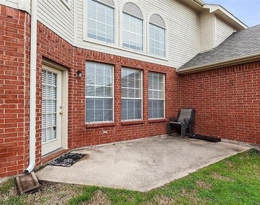 8025 Cavalier Drive - Photo Thumbnail 24