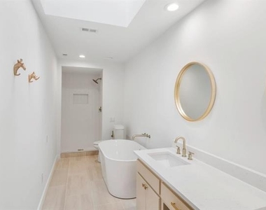 3633 Asbury Street - Photo Thumbnail 13