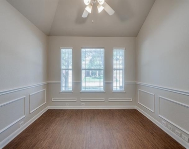 11728 Netleaf Lane - Photo Thumbnail 2