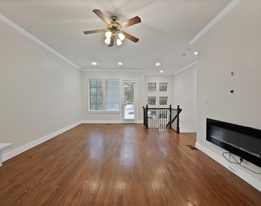 4117 Lafayette Street - Photo Thumbnail 10